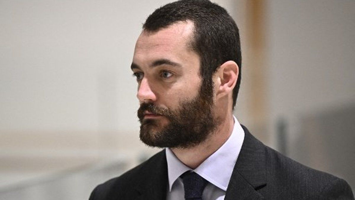 Vers une route sans règles : Louis Sarkozy prône la liberté de conduire