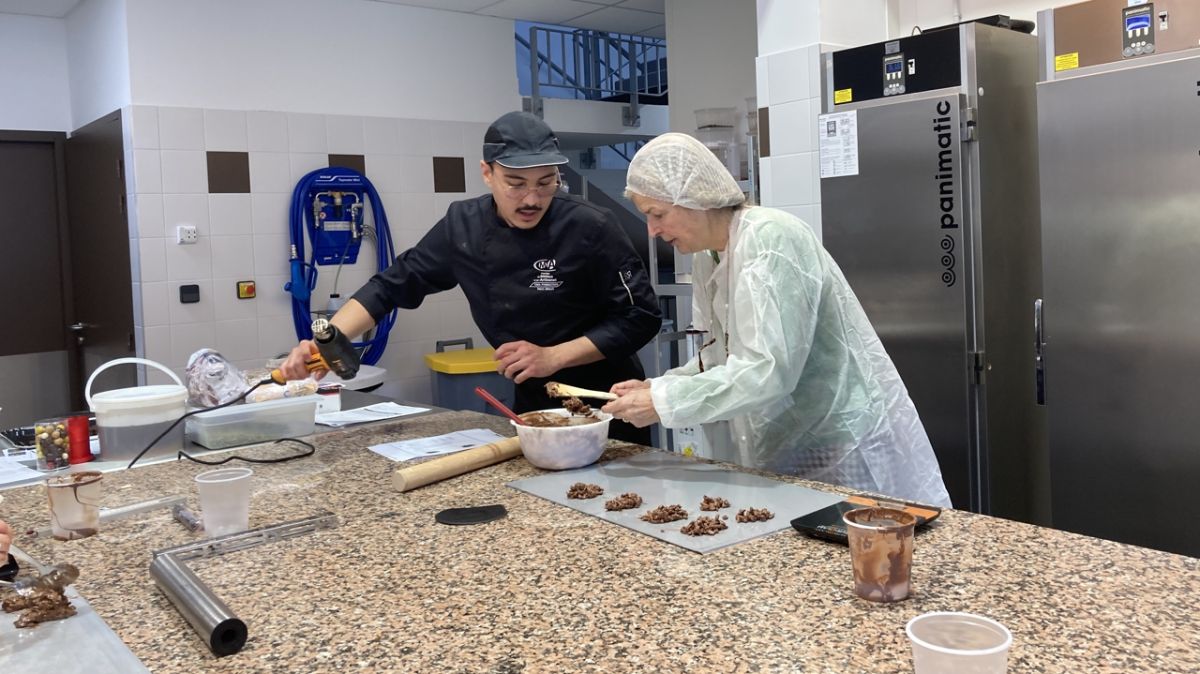 Une journée chocolatée au cœur de l'apprentissage à Saint-Benoît