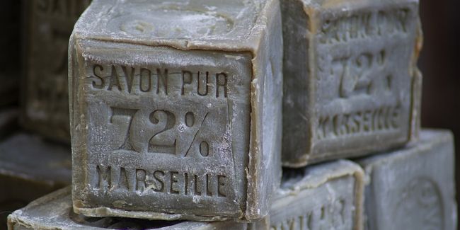 Des solutions naturelles pour un entretien écologique de votre maison