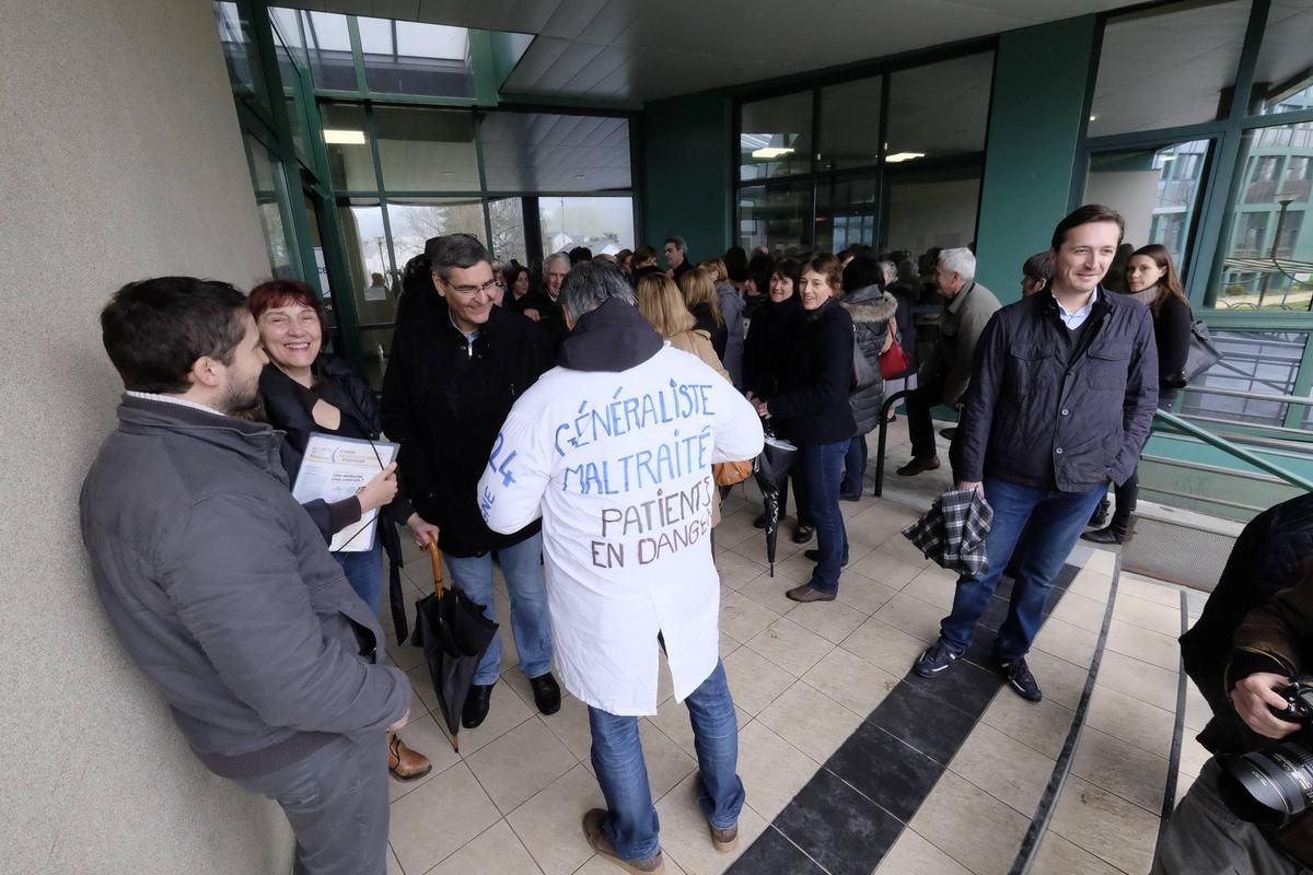 Les médecins libéraux en colère : la grève s'intensifie face au budget de la Sécu