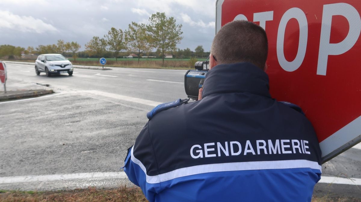 Excès de vitesse et alcool au volant : un automobiliste pris en flagrant délit près de Thouars