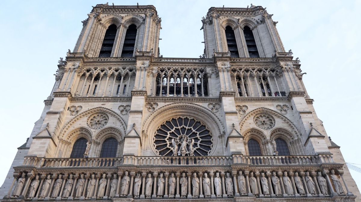 Les martyrs du STO : une mémoire enfin honorée à Notre-Dame de Paris