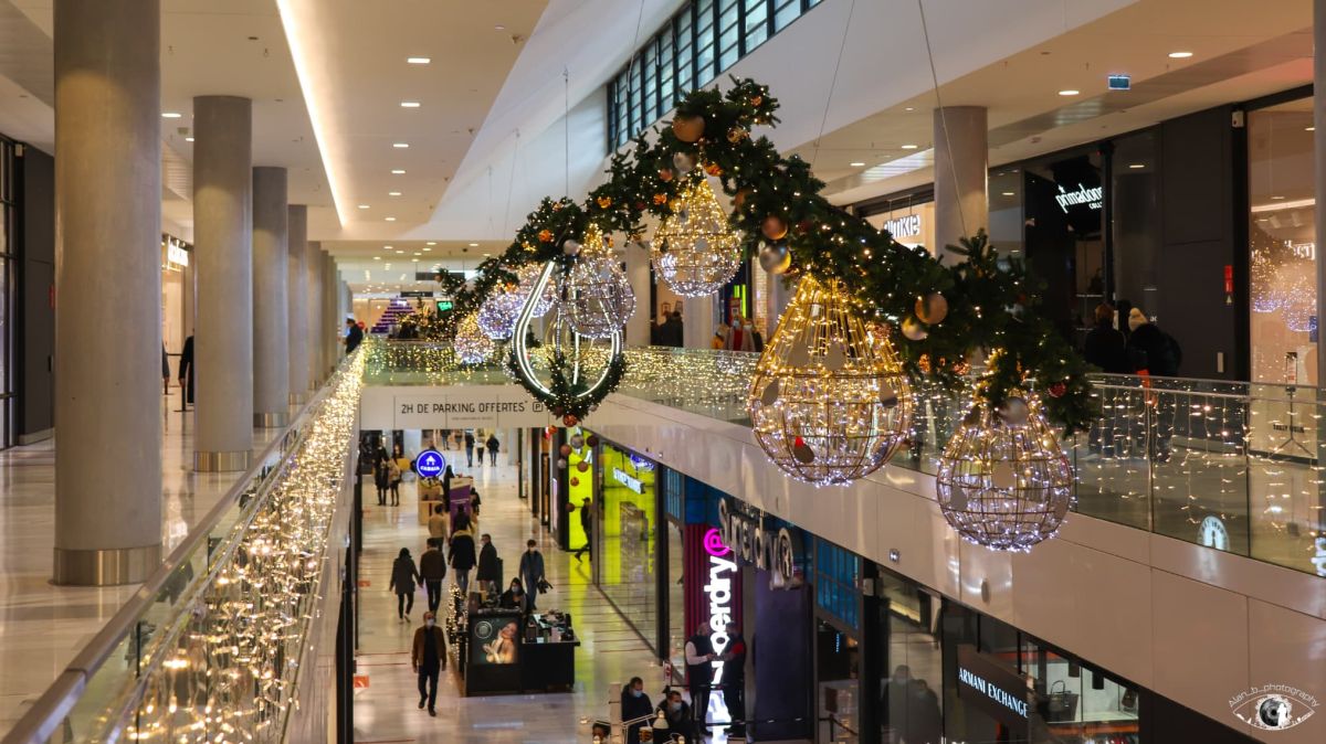 La frénésie des achats de Noël : l'envers du décor pour les vendeurs