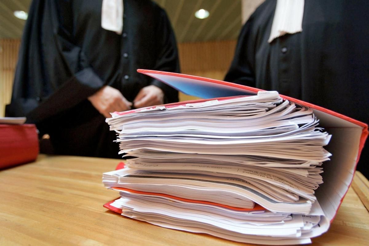 Une enquête choc sur l'ancien DRH du ministère de la Culture : le calvaire de 200 femmes