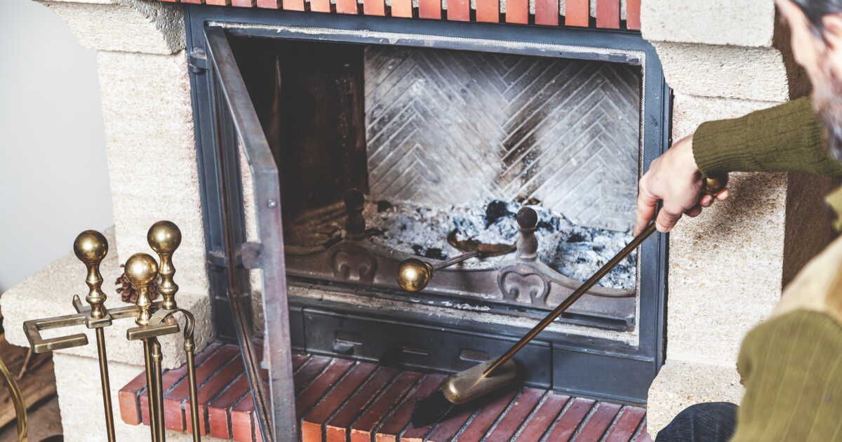 5 étapes clés pour un nettoyage en profondeur de votre cheminée