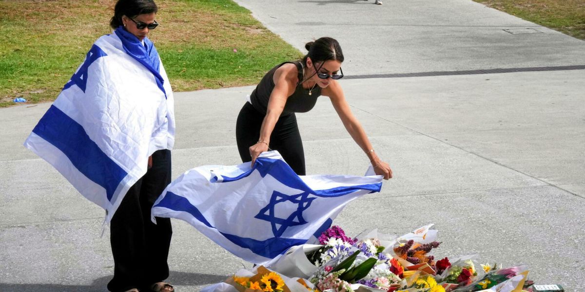 Attentat à Bondi Beach : le choc d'une communauté face à la haine