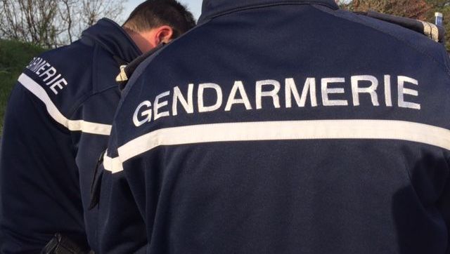 Fuite spectaculaire d'un jeune conducteur de 19 ans sur 30 kilomètres en Ardèche