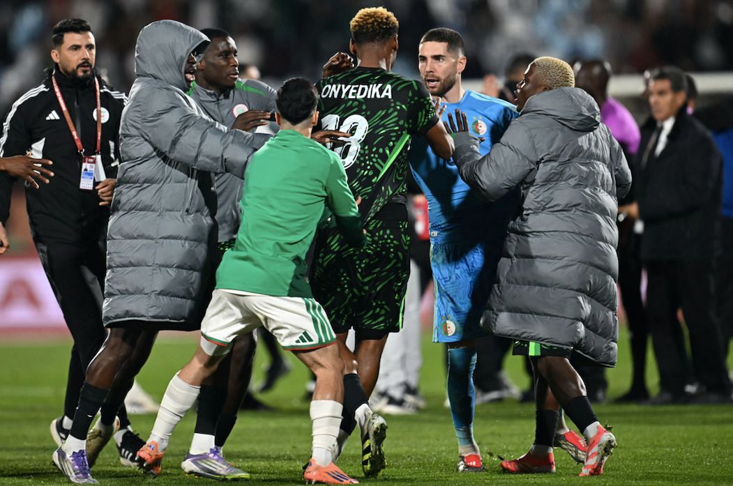Tensions explosent après l'élimination de l'Algérie face au Nigeria