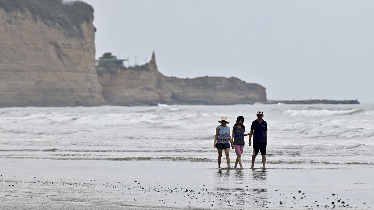 Découverte macabre en Équateur : cinq têtes humaines sur une plage touristique