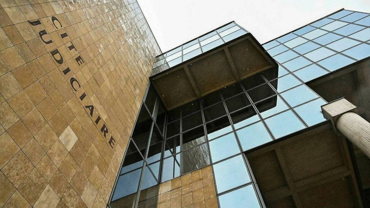 Un faux coursier Chronopost escroque des personnes âgées au Mans