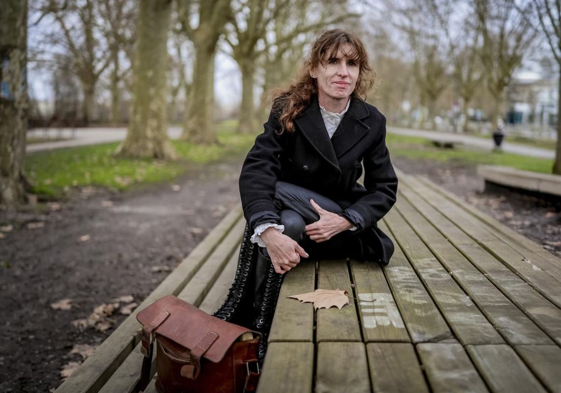 Hélène Perlant, fille de François Bayrou, plonge dans le silence avec son livre "Le Déni"