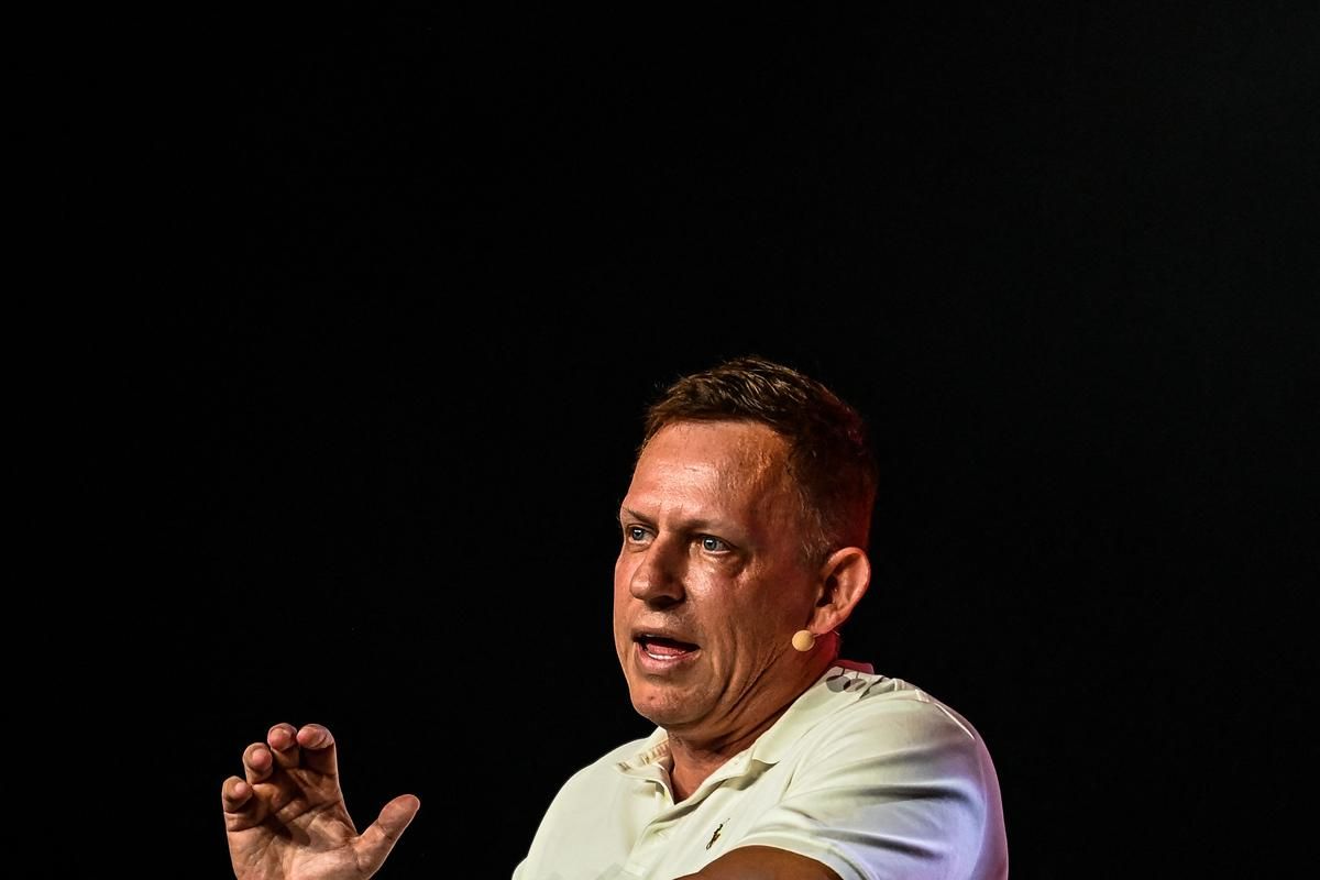 Rencontre entre Peter Thiel et Jean-Noël Barrot : un dialogue sur l'avenir numérique
