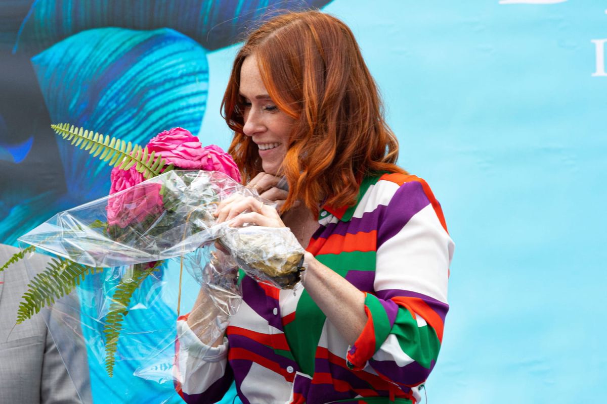une rose baptisée audrey fleurot séduit les jardins