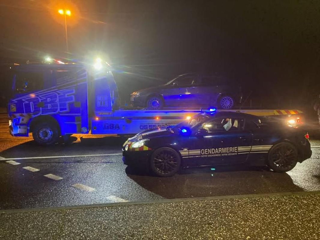 Un jeune conducteur arrêté à 178 km/h sur l'A63 sous une pluie battante