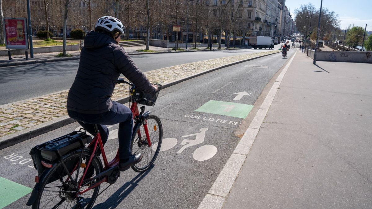 quand le vélo devient un terrain de prédation : le calvaire des femmes cyclistes