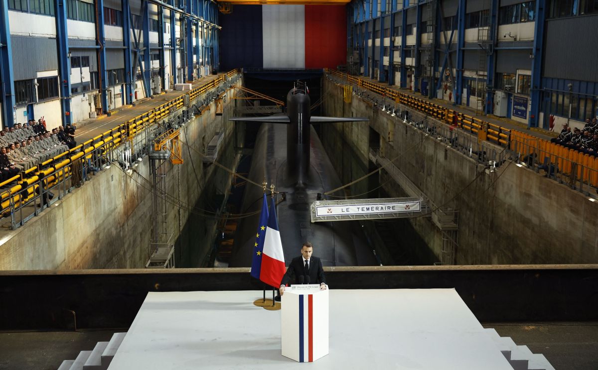 Le nouvel engagement nucléaire de la France pour l'Europe expliqué par Emmanuel Macron