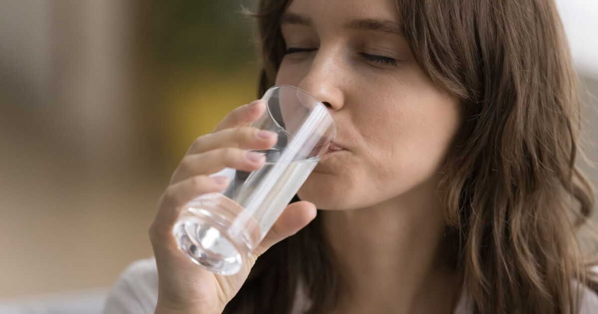 La soif de faim : l'eau peut-elle vraiment apaiser vos envies ?