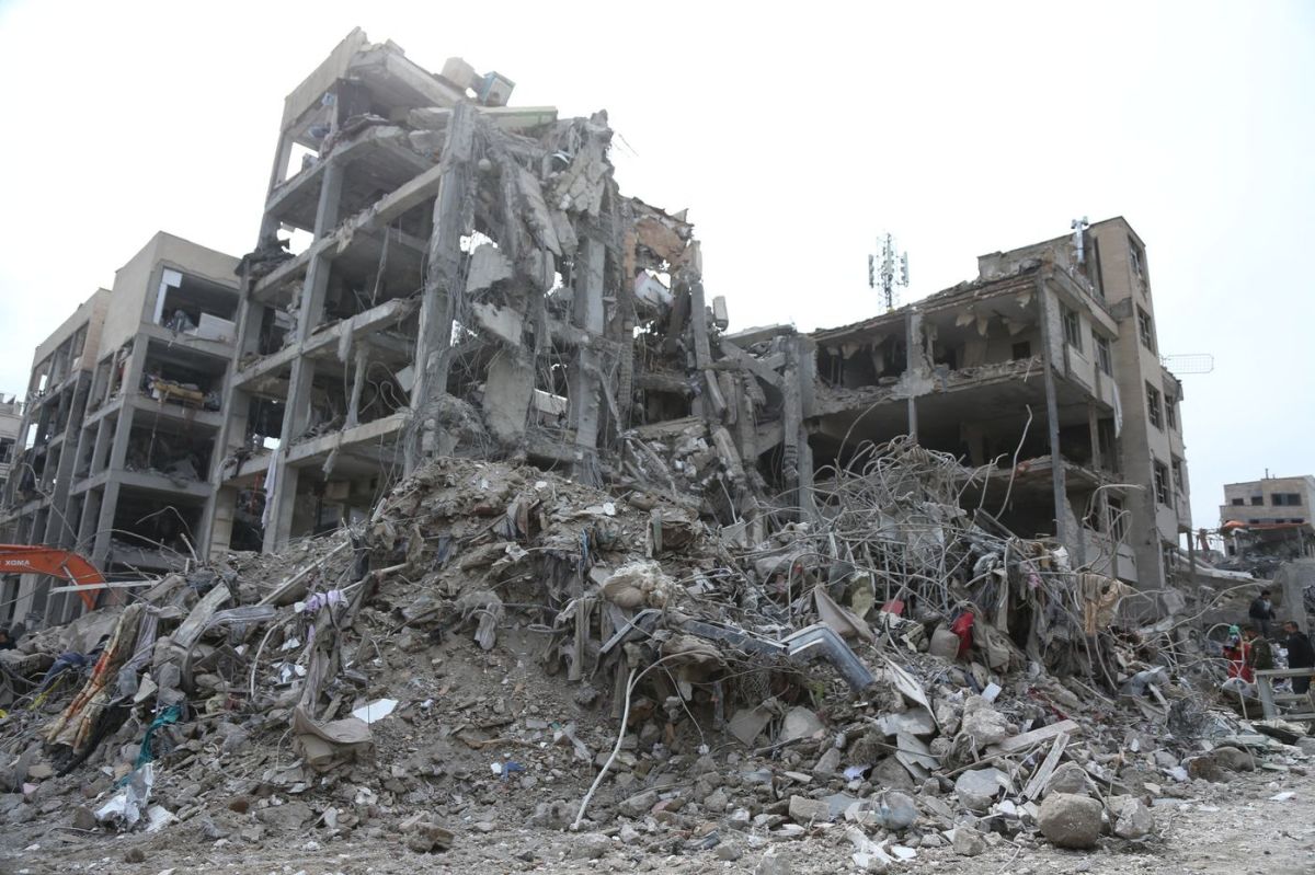 Tensions au Moyen-Orient : Israël intensifie ses frappes en Iran, les Gardiens de la Révolution ripostent