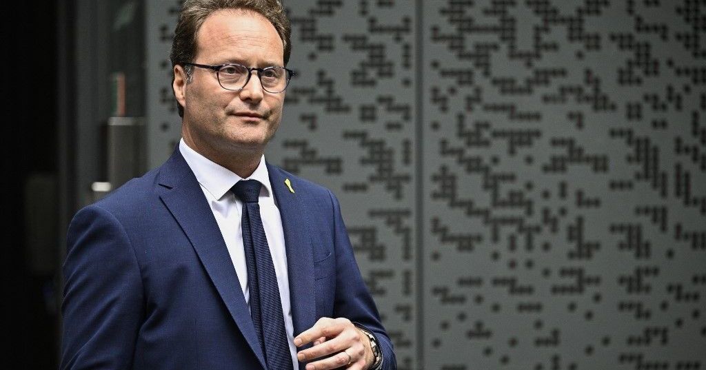 Pas d'alliance avec Sarah Knafo, assure Sylvain Maillard