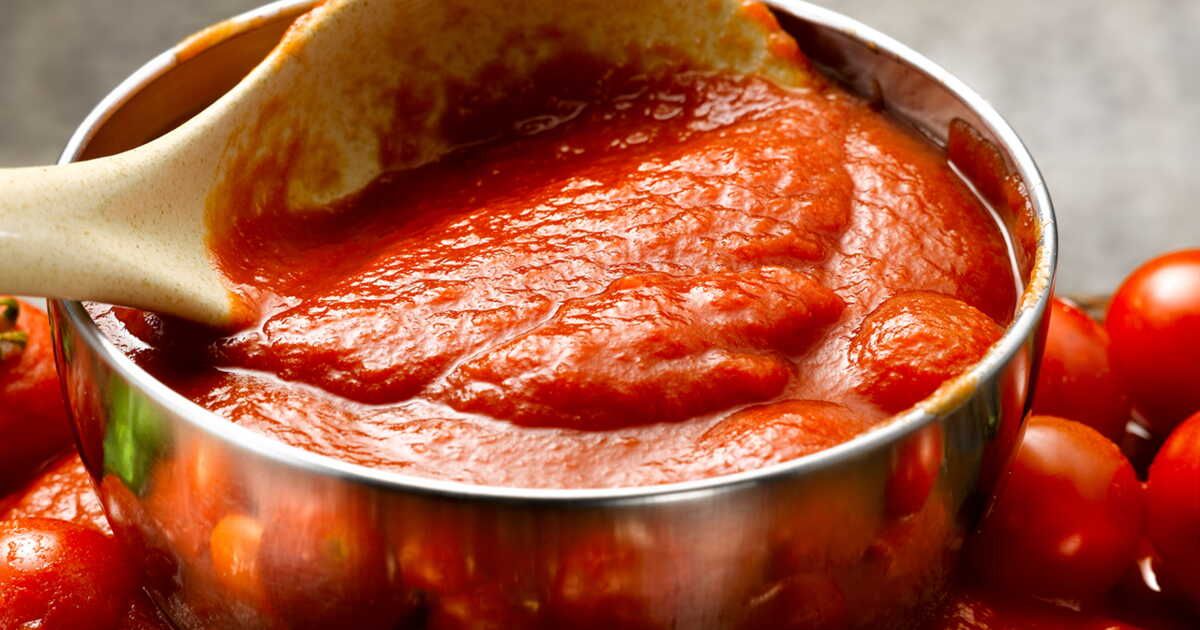 Des astuces pour épaissir votre sauce tomate en un rien de temps