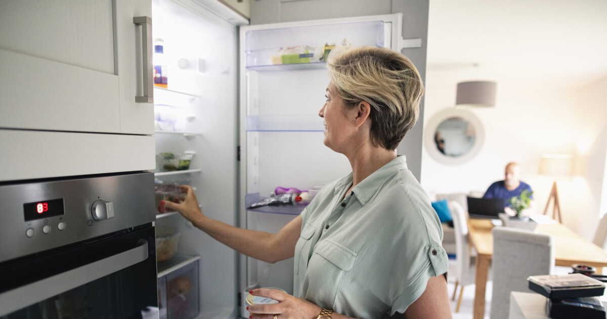 eau au fond du frigo : que faire ?