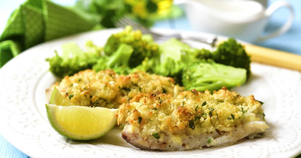 Savourez le cabillaud en croûte d'herbes selon Cyril Lignac