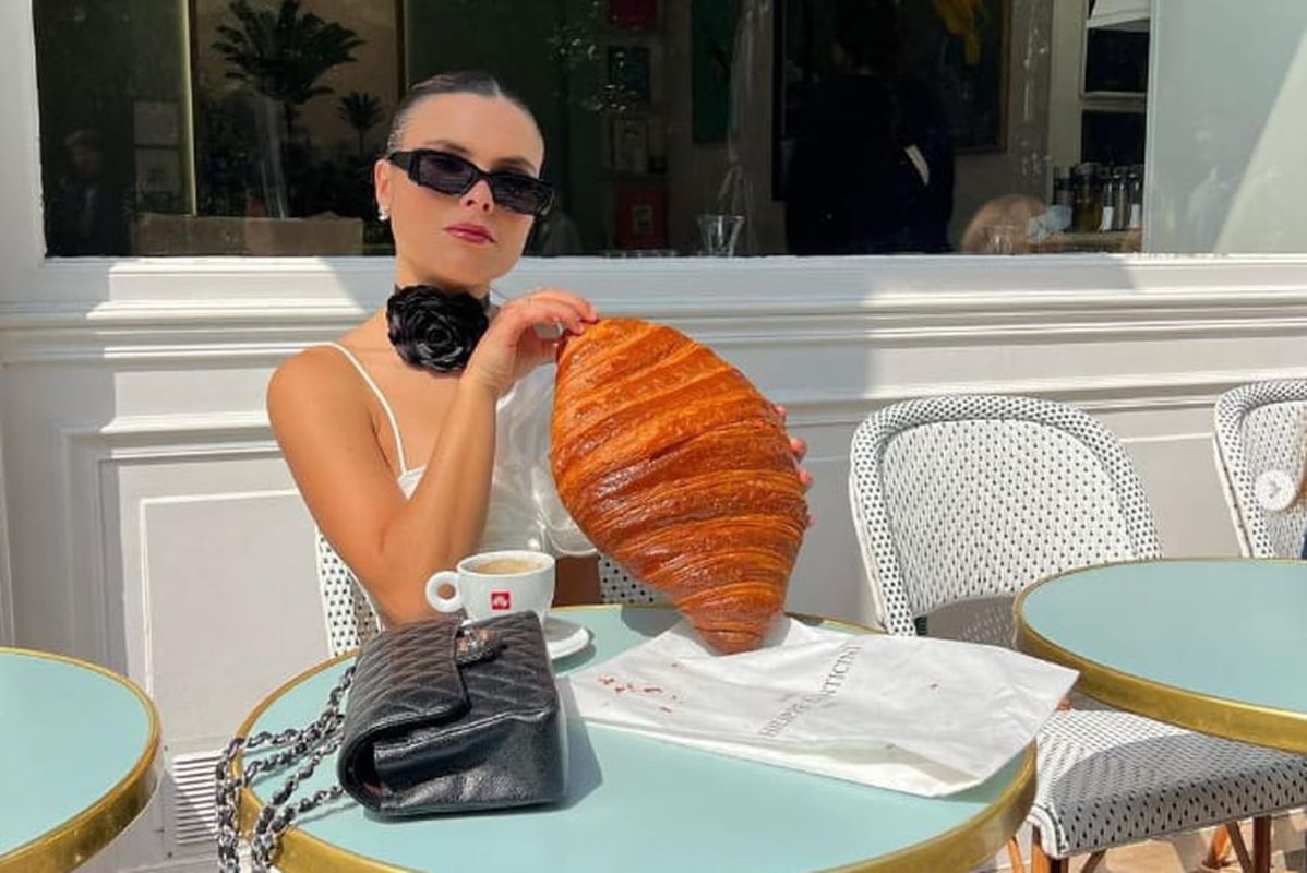 Philippe Conticini présente son croissant géant qui fait sensation