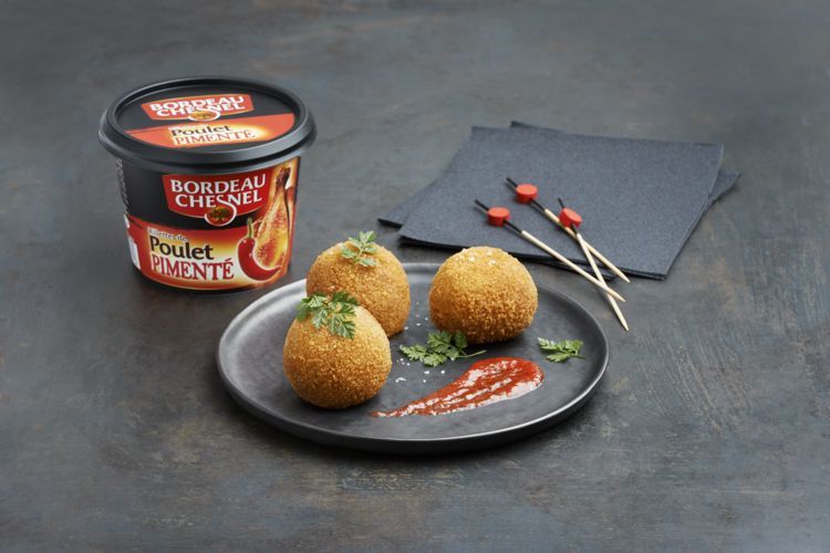 Cromesquis de rillettes de poulet pimenté au chorizo