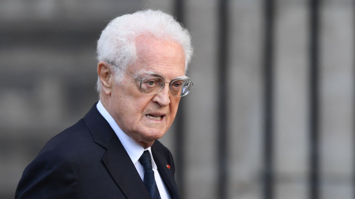 Un homme d'État respecté : Lionel Jospin, une figure marquante pleurée par la France
