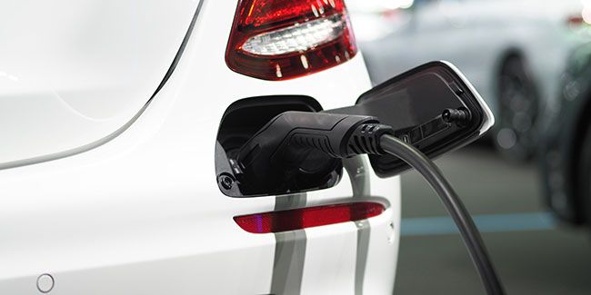 Tout savoir sur la prise renforcée pour recharger votre voiture électrique