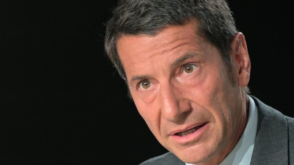 David Lisnard lance sa candidature à l’Élysée en quittant Les Républicains