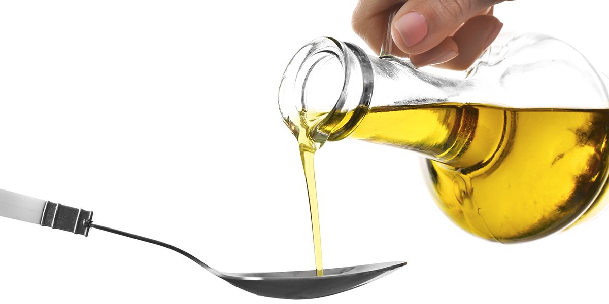 L'huile d'olive avant les repas de fête : mythe ou réalité bénéfique ?