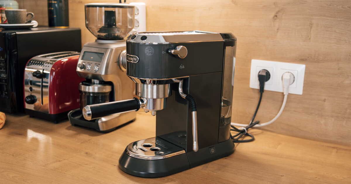 Notre avis sur la De'Longhi Dedica Arte : l'alliance parfaite entre compacité et performance