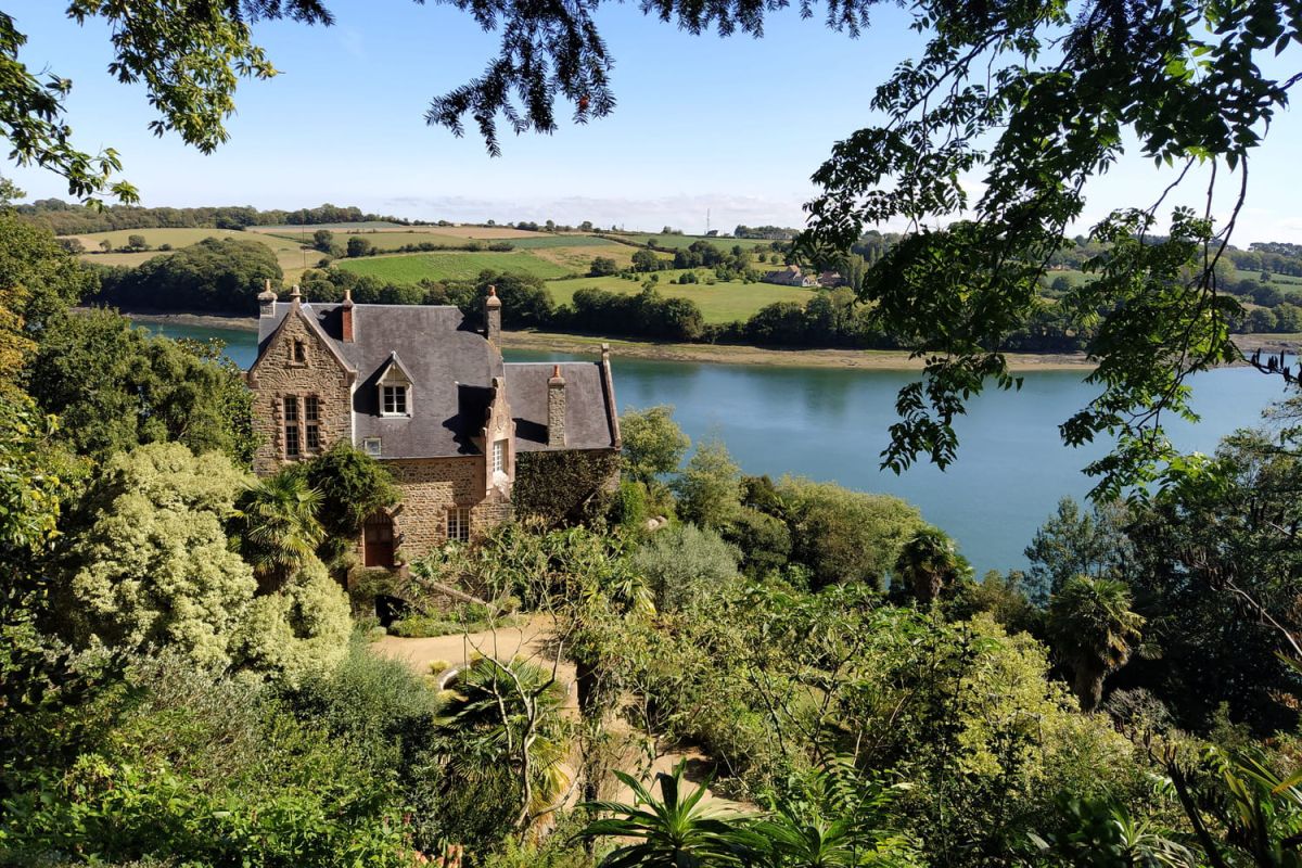 Découverte des jardins d'exception sur la côte de Granit Rose