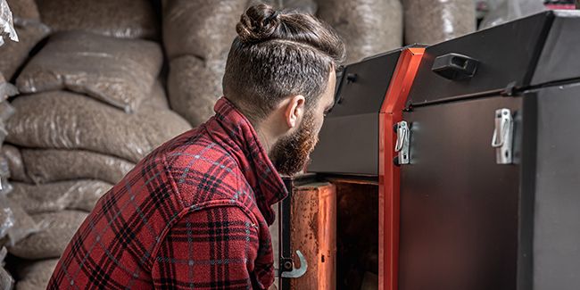 Découvrir la chaudière bois : atouts et points à considérer