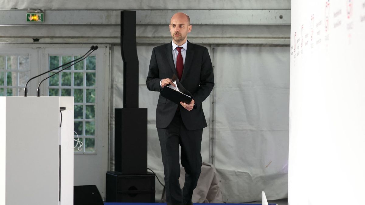 La France s'oppose aux frappes sur les infrastructures civiles en Iran