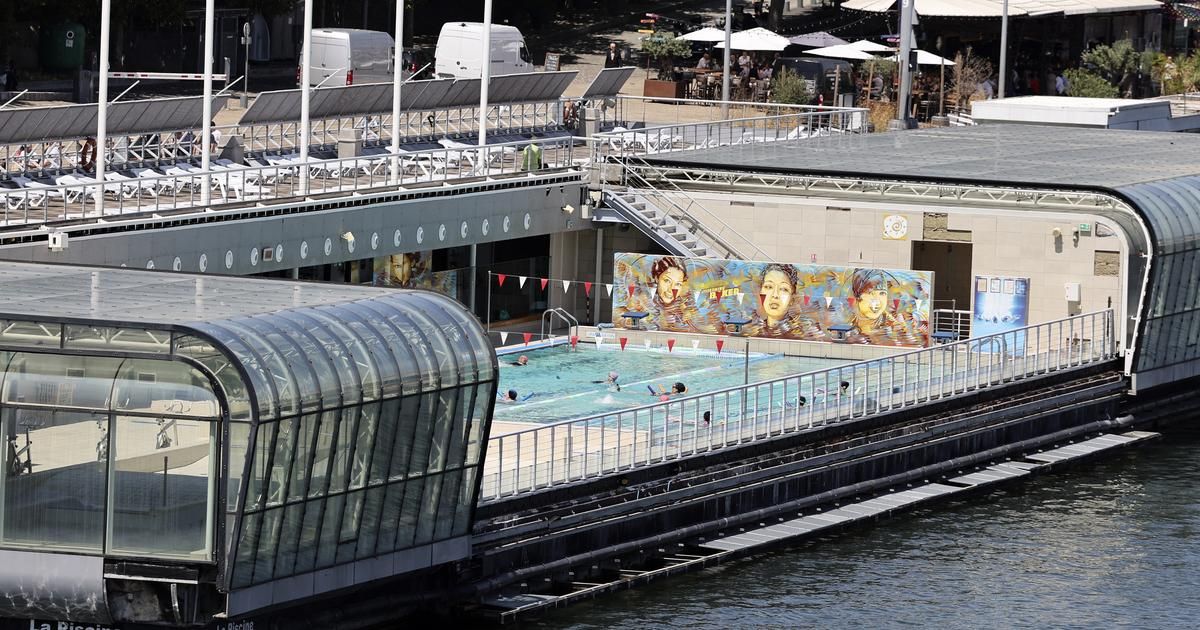 La piscine flottante Joséphine Baker à Paris tire sa révérence