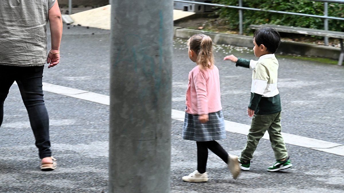 Un animateur d'école maternelle incarcéré pour agressions sexuelles sur des enfants