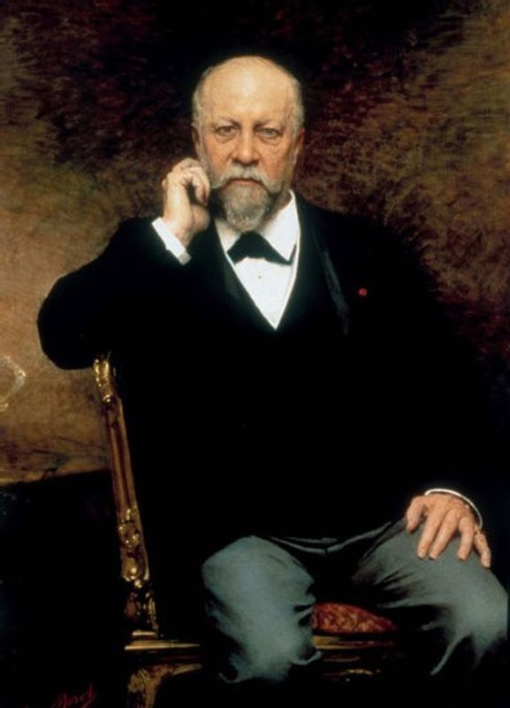 Un marque-page d'exception aux enchères : signé Boucheron, il frôle les 10 000 euros