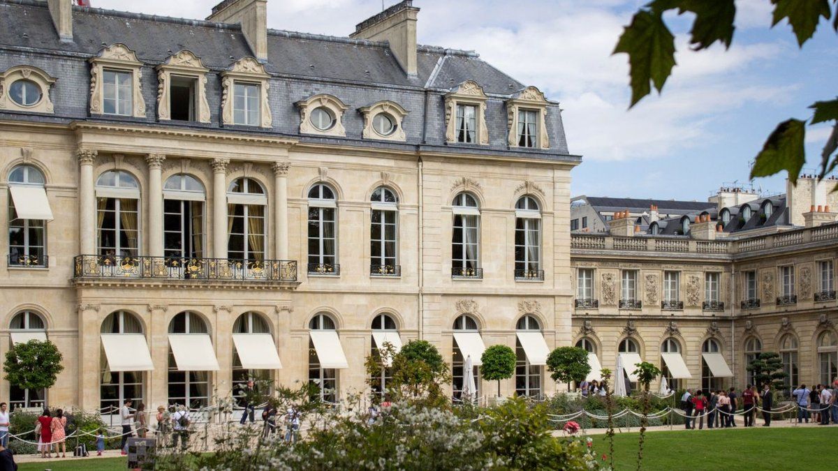Perquisition à l'Élysée : des millions de questions sur les cérémonies du Panthéon