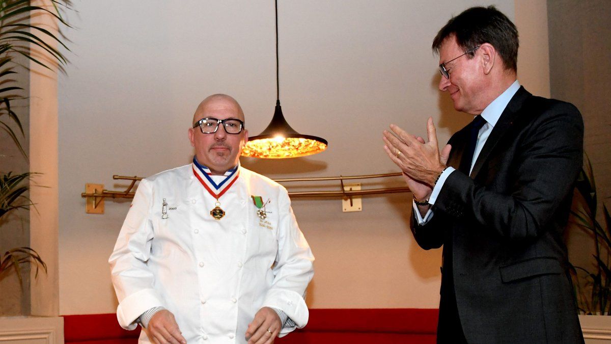 Franck Putelat, un chef étoilé mis à l'honneur avec l'ordre national du mérite agricole