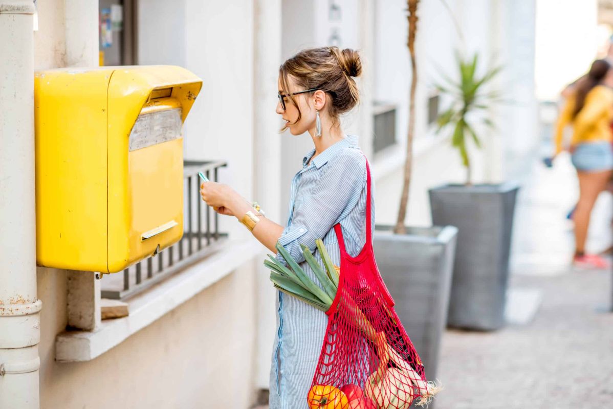les tarifs de La Poste s’envolent : préparez-vous à 2025 et à des dépenses en hausse