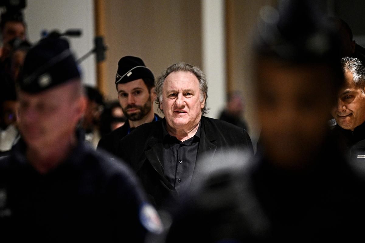 Gérard Depardieu abandonne ses poursuites contre France 2 et « Complément d’enquête »
