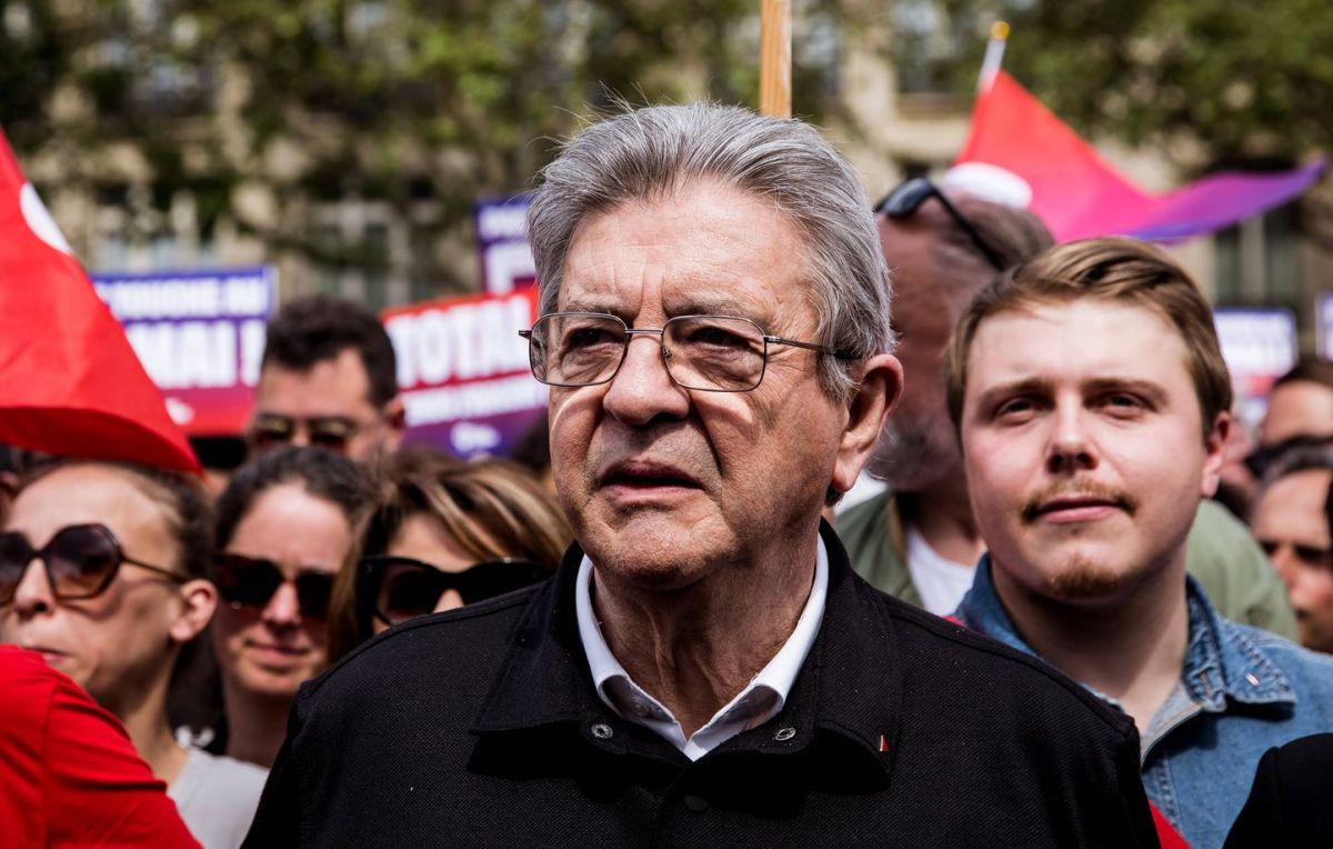Mélenchon recueille le soutien de 150.000 citoyens pour la présidentielle de 2027