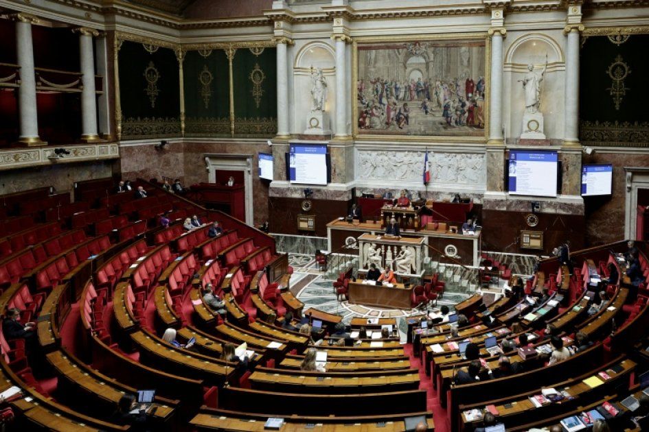 Loi sur la rétention extrême : un débat brûlant sur la sécurité et les droits