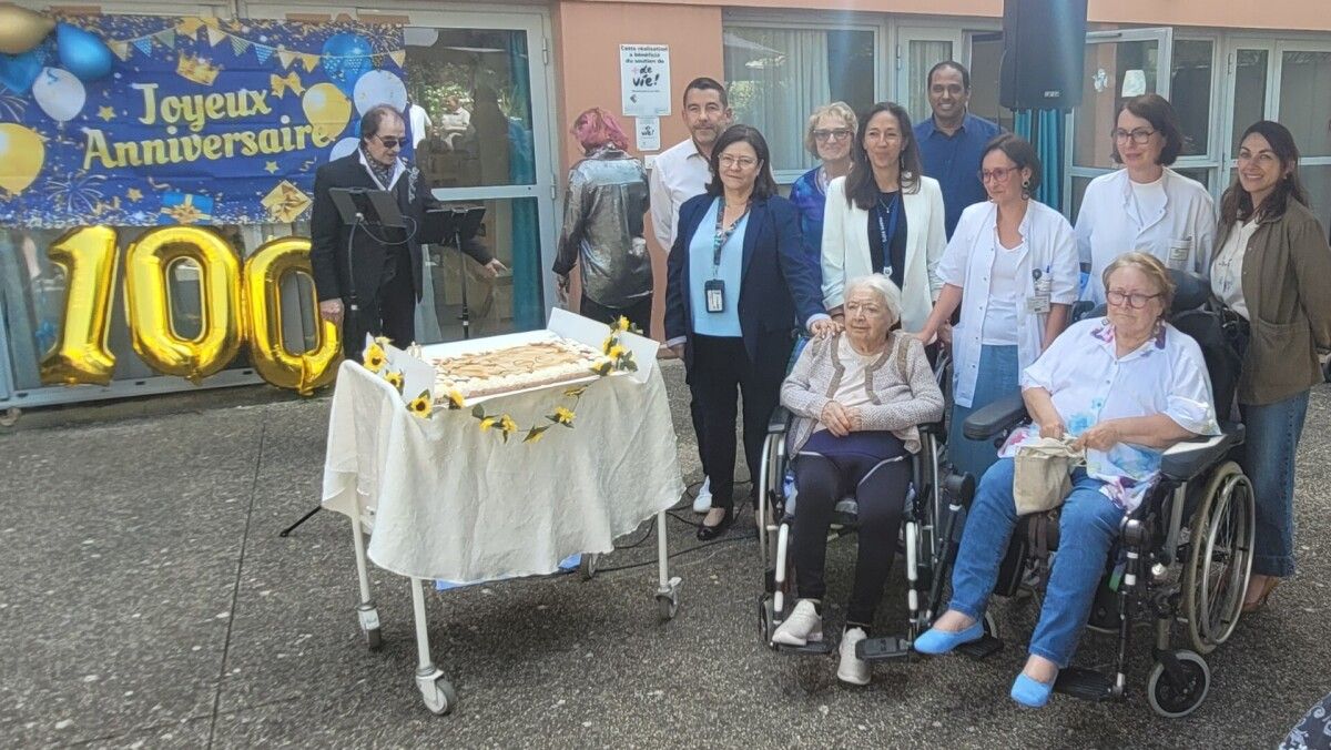 Célébration émotive au centre de gérontologie : deux anniversaires marquants à Salon-de-Provence