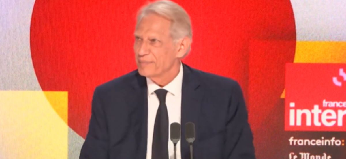 Dominique de Villepin et les statuettes : un cadeau empoisonné ?
