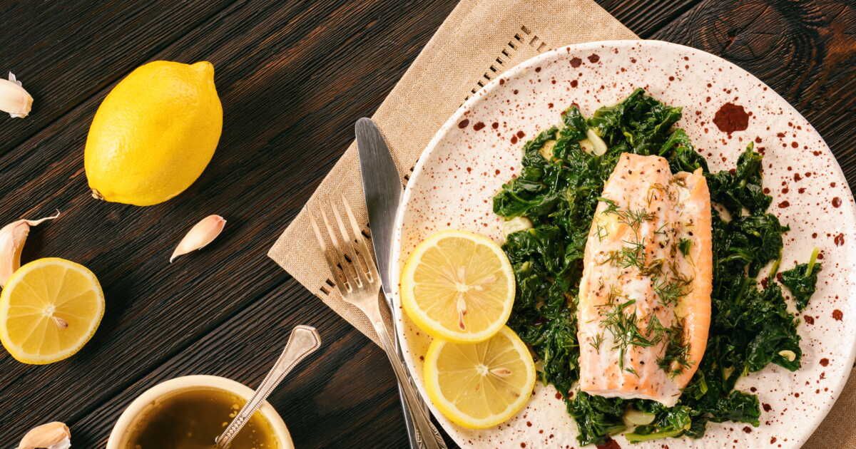 Une recette simple de saumon au beurre blanc à découvrir