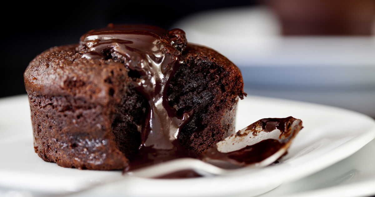 Un fondant au chocolat inratable avec l'Air fryer : à tester d'urgence !