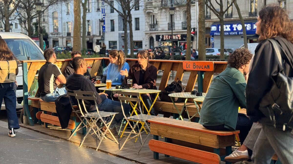 Les terrasses parisiennes prolongent leur horaire jusqu’à 23 heures cet été